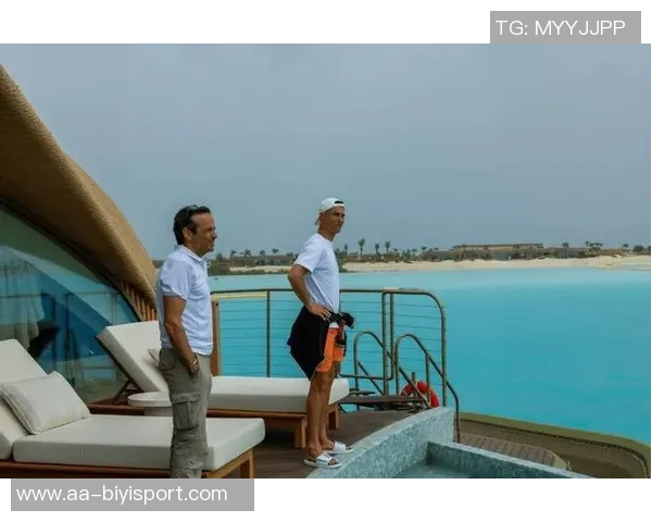 C罗豪购两套奢华岛屿别墅仅可通过游艇和水上飞机抵达 C罗豪购两套奢华岛屿别墅仅可通过游艇和水上飞机抵达