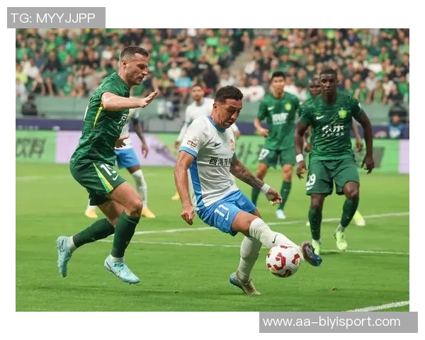 国安重返训练场外援斯帕吉奇归队备战新赛季 国安重返训练场外援斯帕吉奇归队备战新赛季