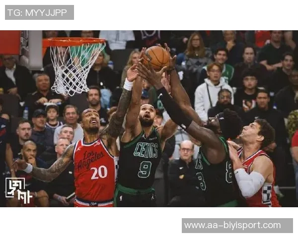 凯尔特人主场对决骑士杰伦布朗状态回暖将全力出战